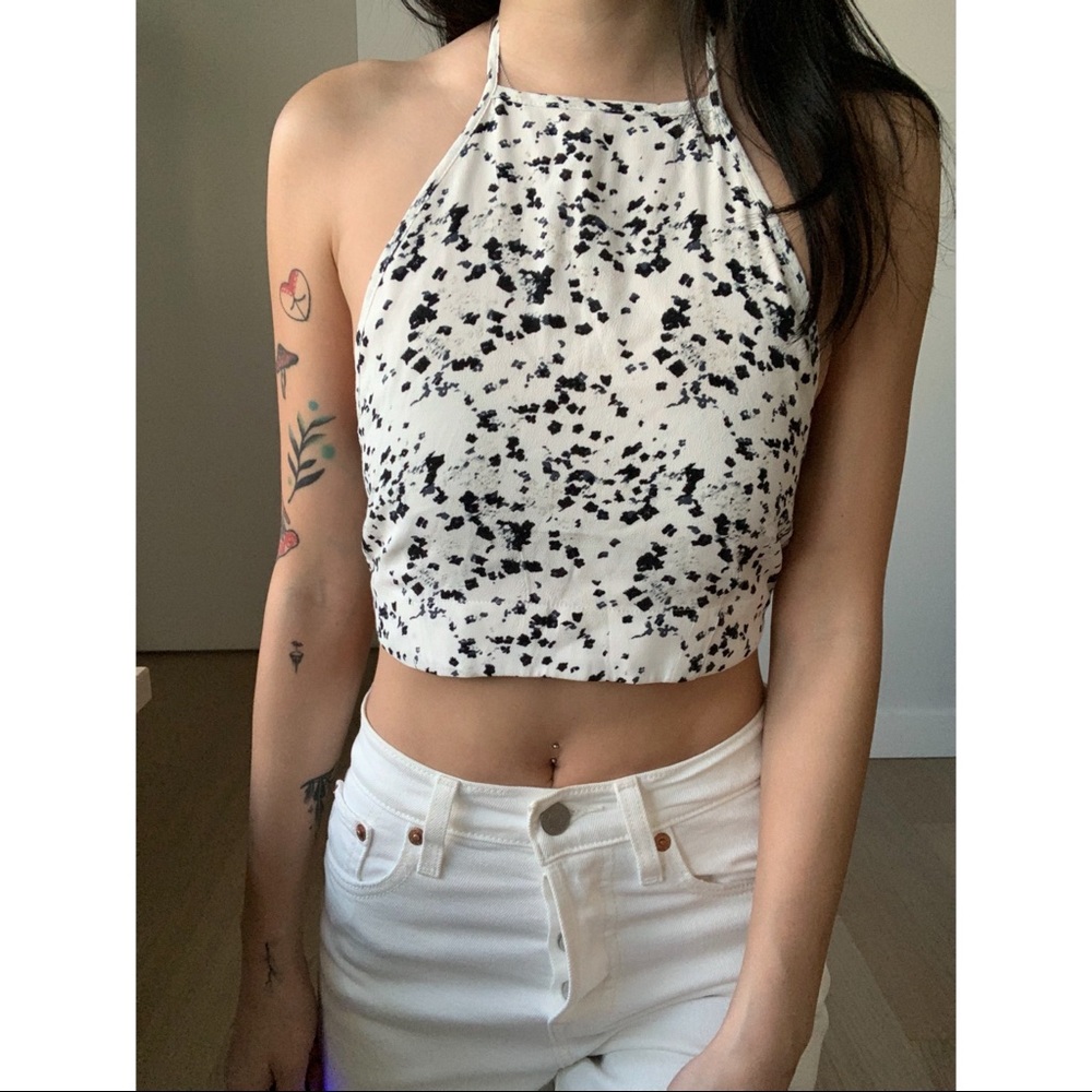 Aritzia Sunday Best Halter Top - Picture 4 of 7